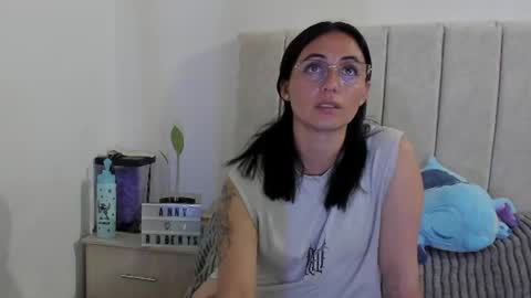 Snapshot of annyroberts_89 chatting on July 24, 9:35 pm Anny online show from July 24, 9:35 pm