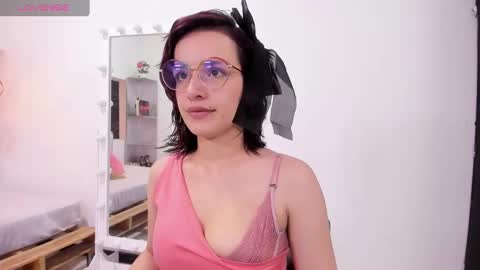 Anny online show from November 15, 4:36 pm