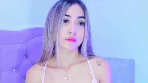 Snapshot of annyy_ricee28 chatting on September 13, 11:32 am Annyy Ricee28 online show from September 13, 11:32 am