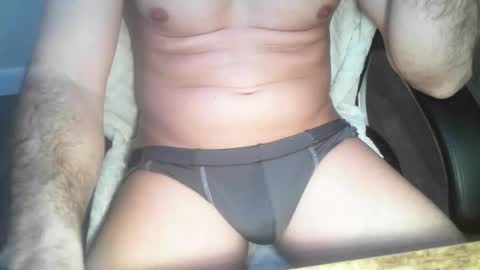 Anonymus394556 online show from April 4, 5:21 pm