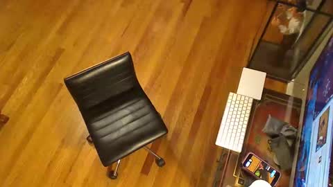 anoaklawnguy online show from April 30, 8:57 pm
