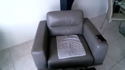 anoaklawnguy online show from May 10, 12:43 pm