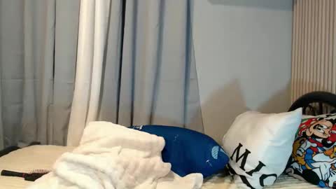 anok_yaii online show from March 26, 6:13 pm