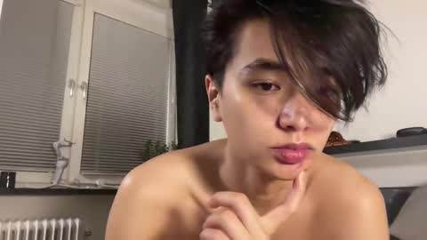 Snapshot of anokibaby chatting on December 7, 6:15 pm asiantwinkboy online show from December 7, 6:15 pm