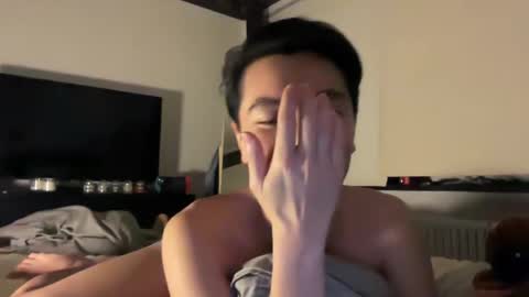 Snapshot of anokibaby chatting on December 16, 5:17 am asiantwinkboy online show from December 16, 5:17 am