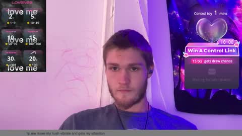 Snapshot of anomalies_ig chatting on January 1, 9:52 pm anomalies_ig online show from January 1, 9:52 pm