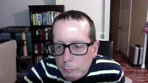 anonymousfrederick76 online show from September 17, 10:33 pm