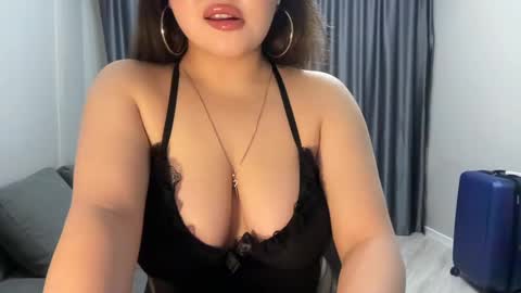 Snapshot of anora_sunny chatting on February 26, 8:54 pm Any online show from February 26, 8:54 pm