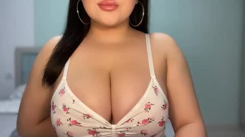 Snapshot of anora_sunny chatting on September 29, 7:30 pm Any online show from September 29, 7:30 pm