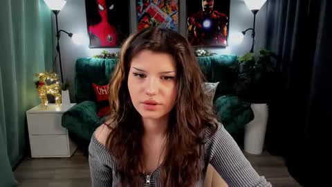 Snapshot of anoradark chatting on December 3, 6:39 pm Anora online show from December 3, 6:39 pm