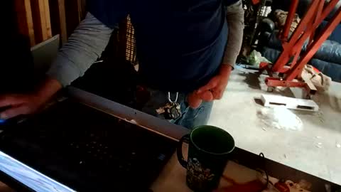 Snapshot of anotherbaldy chatting on October 24, 12:01 pm anotherbaldy online show from October 24, 12:01 pm