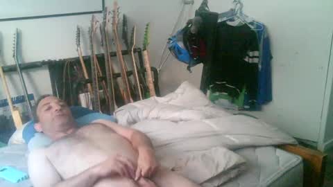 Snapshot of anssyboy696 chatting on February 14, 5:51 am anssyboy696 online show from February 14, 5:51 am