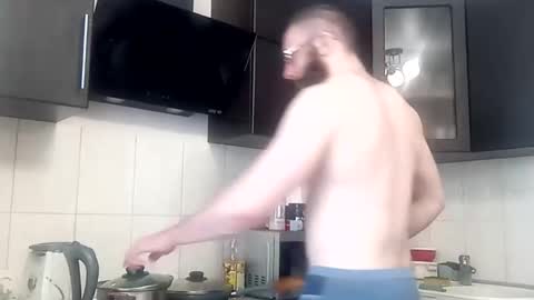 Ant online show from January 16, 9:35 am