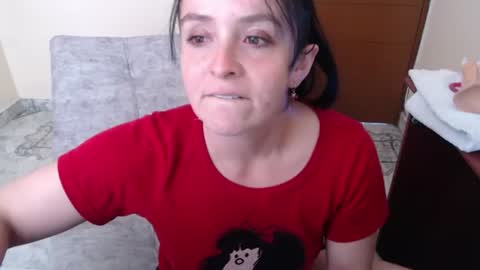 Snapshot of antara_girl chatting on June 28, 5:41 pm PAMELA online show from June 28, 5:41 pm