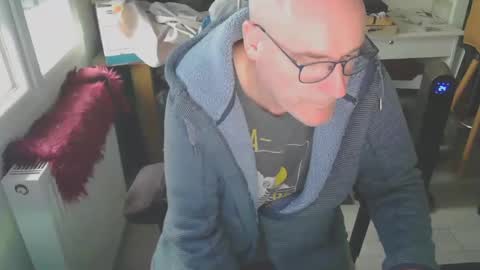 Snapshot of antares590 chatting on March 12, 5:28 pm antares590 online show from March 12, 5:28 pm