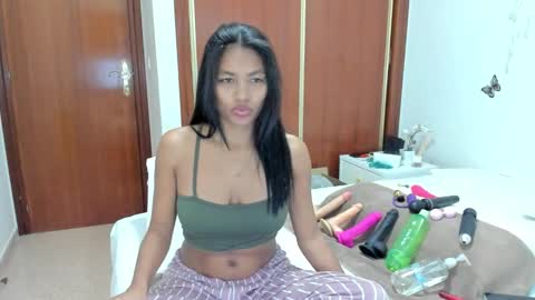 anthonela_hotsex online show from November 22, 10:36 am