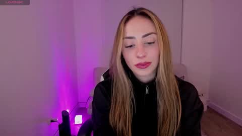 Anthonela online show from September 18, 4:47 am