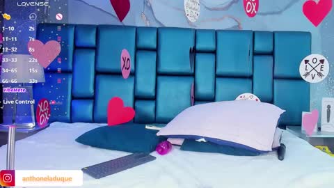 anthonelaDuque online show from February 17, 3:20 pm