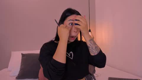 Snapshot of anthonellasweet_ chatting on September 9, 11:21 am Anthonella Sweet online show from September 9, 11:21 am