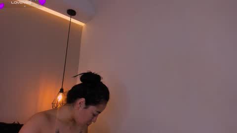 Snapshot of anthonellasweet_ chatting on October 14, 11:33 am Anthonella Sweet online show from October 14, 11:33 am