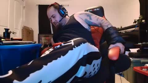 anthonygiacomazzo1 online show from January 19, 2:26 am