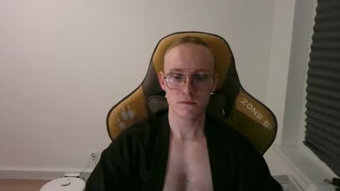 anthonythorn online show from October 19, 9:48 pm