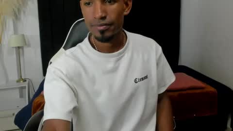 Snapshot of anthoy_wayans chatting on May 24, 12:37 am online show from May 24, 12:37 am