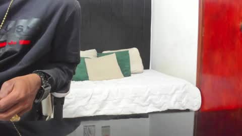 Snapshot of anthoy_wayans chatting on June 20, 1:09 am online show from June 20, 1:09 am