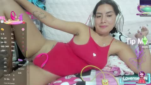 Snapshot of anto_milk chatting on June 27, 2:05 am anto_milk online show from June 27, 2:05 am