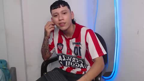 Snapshot of antoine_mastercum420 chatting on March 2, 5:19 am Antoine online show from March 2, 5:19 am