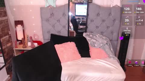 Snapshot of antolyh_c chatting on December 1, 12:32 pm antolyh_c online show from December 1, 12:32 pm