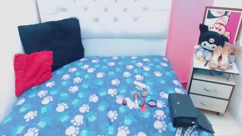 antonela_xx3 online show from March 18, 8:34 pm