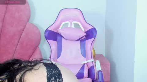 Snapshot of antonella_foxxxx chatting on April 6, 12:28 pm antonella_foxxxx online show from April 6, 12:28 pm