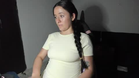 Snapshot of antonella_naughty1 chatting on July 17, 8:03 pm antonella online show from July 17, 8:03 pm