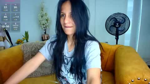 Antonella.  online show from May 30, 12:46 pm