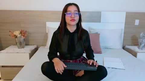 Antonella online show from March 28, 3:28 am