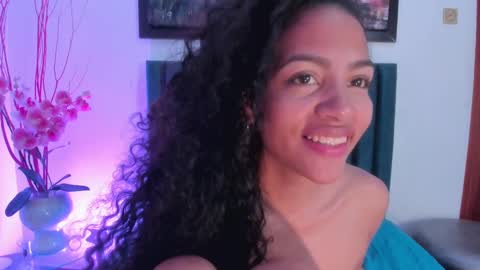 AntonellaHall  online show from February 27, 6:09 pm