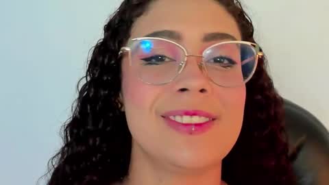 A N T O N E L L E  online show from March 2, 11:07 am