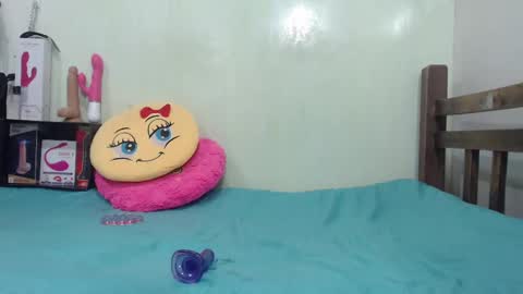 Snapshot of antonia_franco chatting on February 23, 9:37 pm Antonia online show from February 23, 9:37 pm