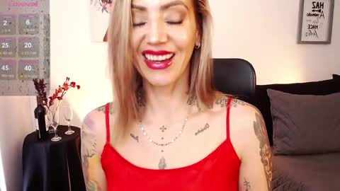 Snapshot of antoniavillamizar chatting on February 14, 4:09 pm Anto    online show from February 14, 4:09 pm