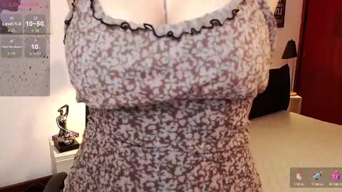 Snapshot of antoniavillamizar chatting on February 28, 10:20 am Anto    online show from February 28, 10:20 am