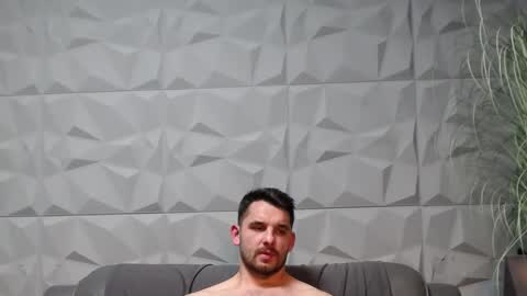 Snapshot of antoniovalentinidiamond chatting on December 7, 12:19 am HI My name is Antonio online show from December 7, 12:19 am