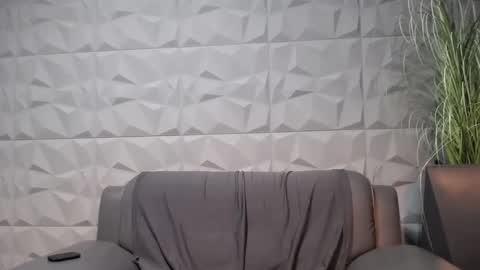 Snapshot of antoniovalentinidiamond chatting on December 13, 11:17 pm HI My name is Antonio online show from December 13, 11:17 pm