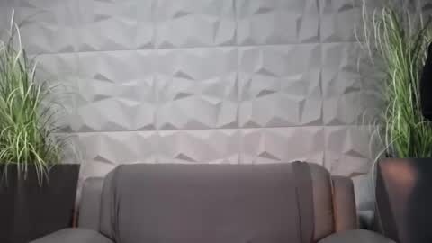 Snapshot of antoniovalentinidiamond chatting on December 14, 8:08 pm HI My name is Antonio online show from December 14, 8:08 pm