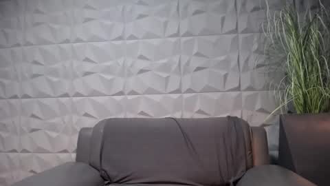 Snapshot of antoniovalentinidiamond chatting on January 11, 11:13 pm HI My name is Antonio online show from January 11, 11:13 pm