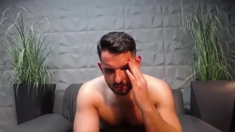 Snapshot of antoniovalentinidiamond chatting on January 15, 8:05 pm HI My name is Antonio online show from January 15, 8:05 pm