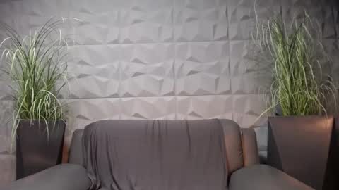 Snapshot of antoniovalentinidiamond chatting on January 17, 11:18 pm HI My name is Antonio online show from January 17, 11:18 pm