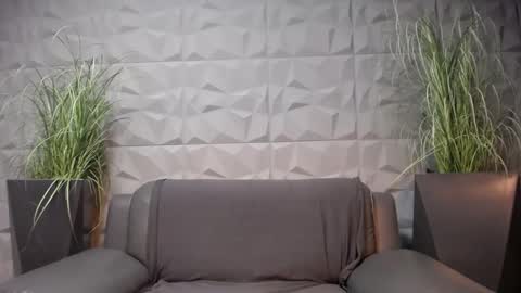 Snapshot of antoniovalentinidiamond chatting on January 19, 7:58 pm HI My name is Antonio online show from January 19, 7:58 pm