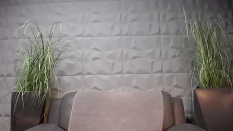 Snapshot of antoniovalentinidiamond chatting on February 16, 8:00 pm HI My name is Antonio online show from February 16, 8:00 pm