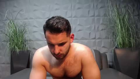 Snapshot of antoniovalentinidiamond chatting on March 4, 8:05 pm HI My name is Antonio online show from March 4, 8:05 pm